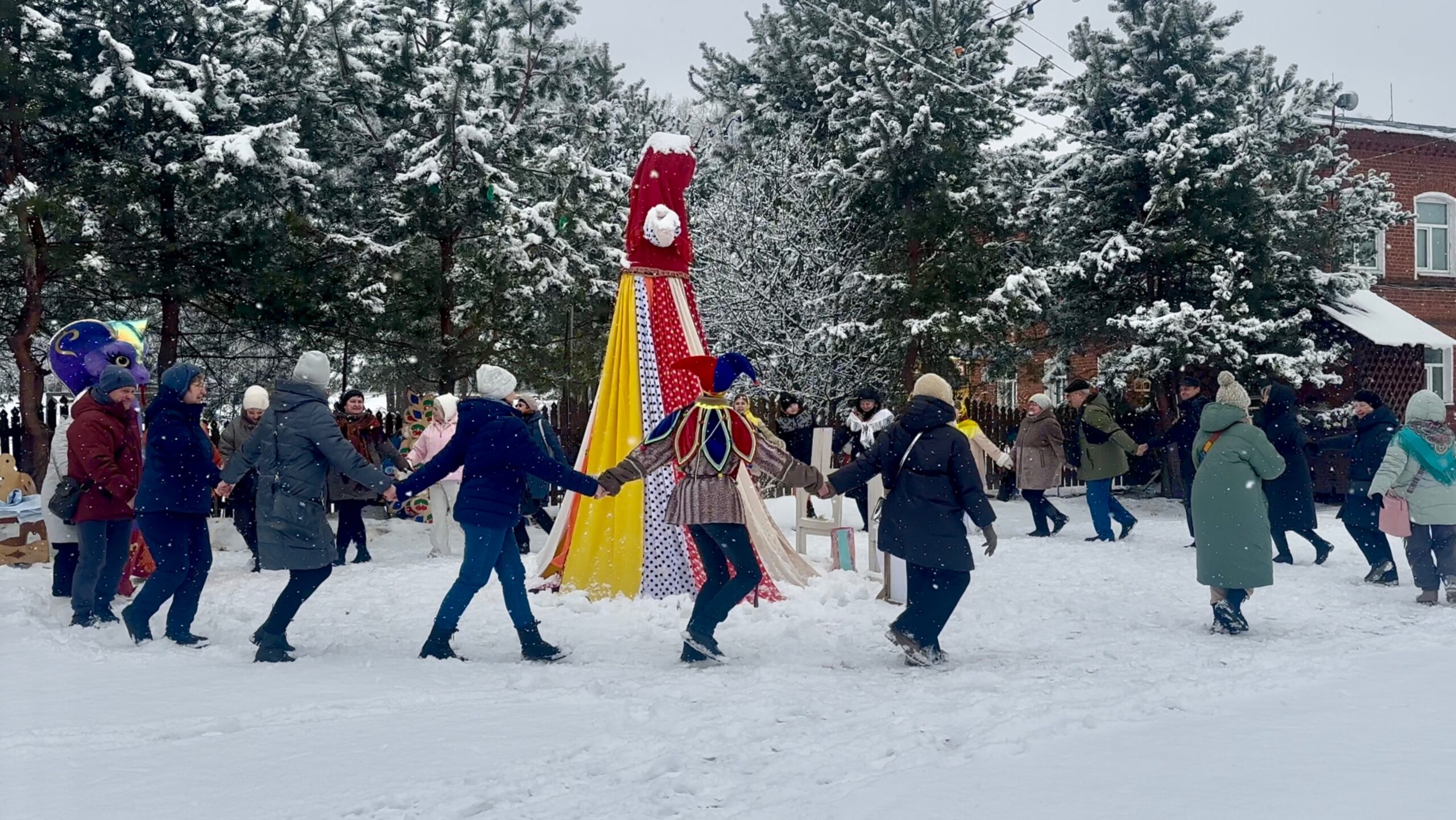 Хоровод на Масленицу