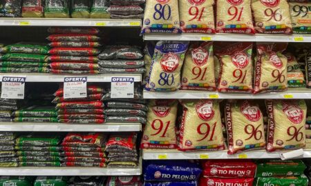 Продукты в супермаркете