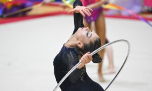 Гимнастка Ярослава Романова