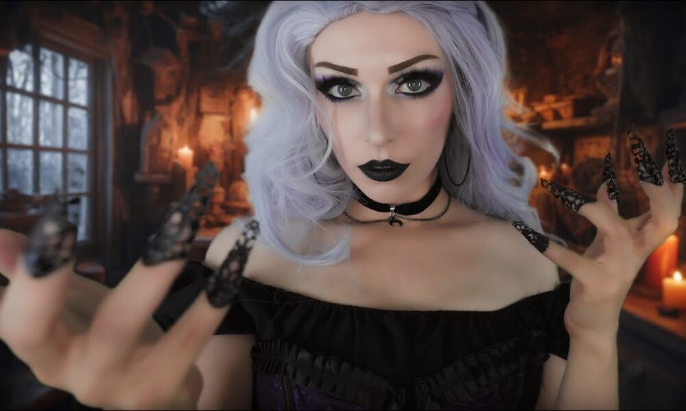 Косплей ведьмы