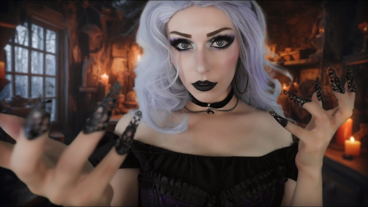 Косплей ведьмы