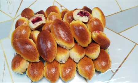 Пирожки с брусникой