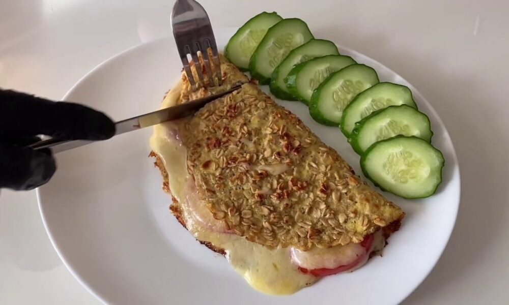 Овсяноблин с огурцами