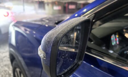 Бокове зеркало автомобиля