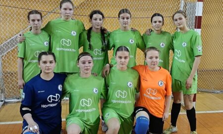 Новгородские футболистки