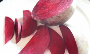 Кусочки свеклы