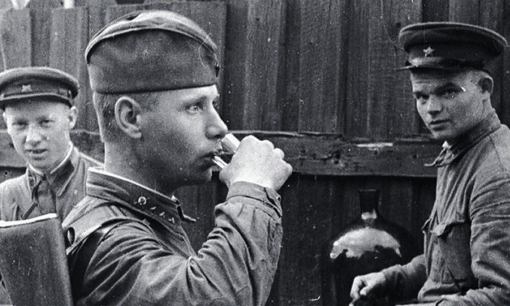 Наркомовские 100 грамм водки