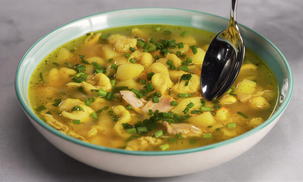 Суп с чесночными галушками.