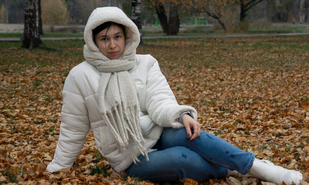 Девушка в куртке