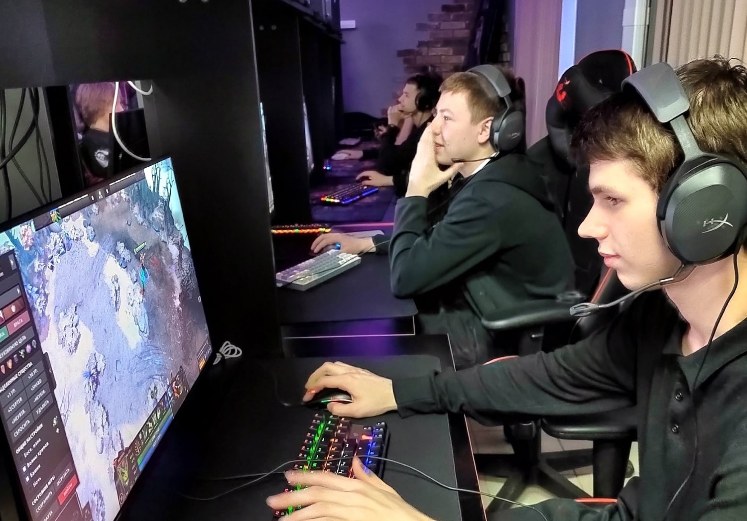 Киберспортсмены