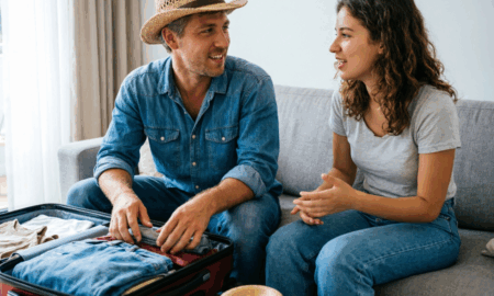 Пара собирается в отпуск