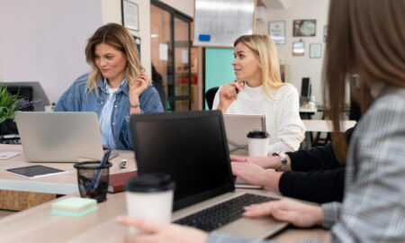 женщины служба занятости