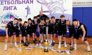 Пестовские баскетболисты