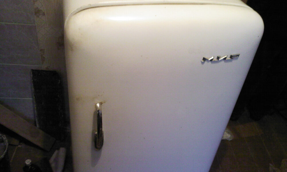 Советский холодильник