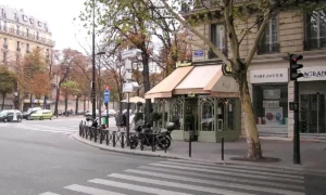 улица Парижа