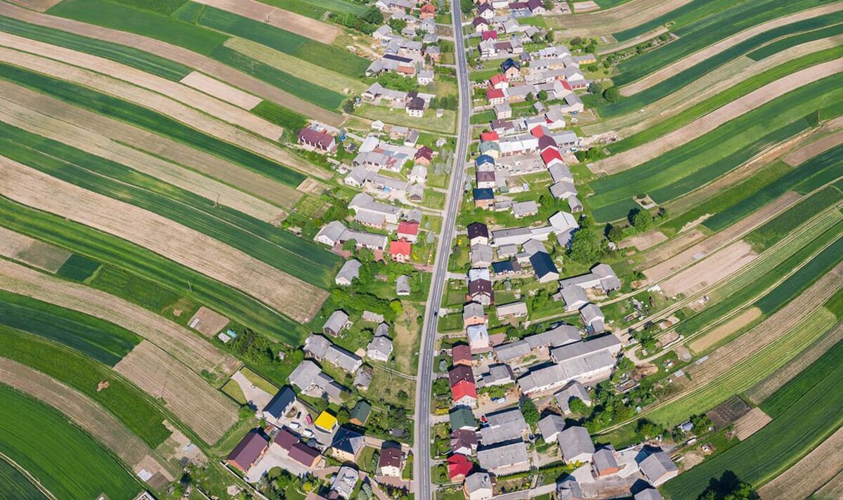 Деревня Сулошова в Польше