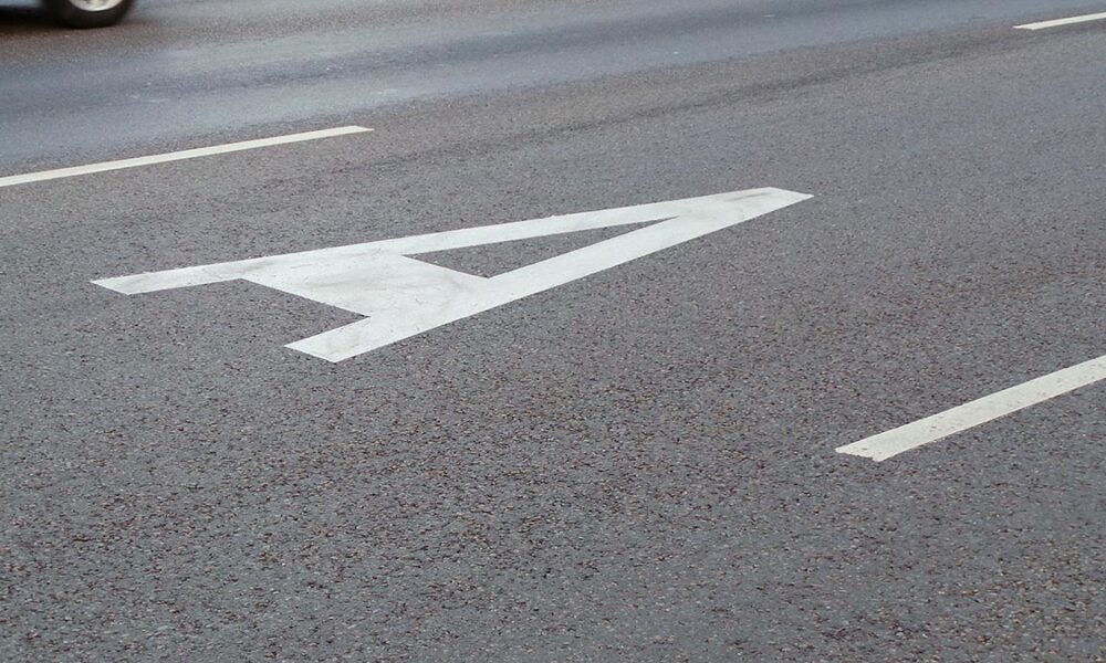 полоса для автобусов