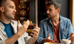 разговор двух людей