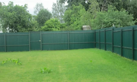 забор на участке