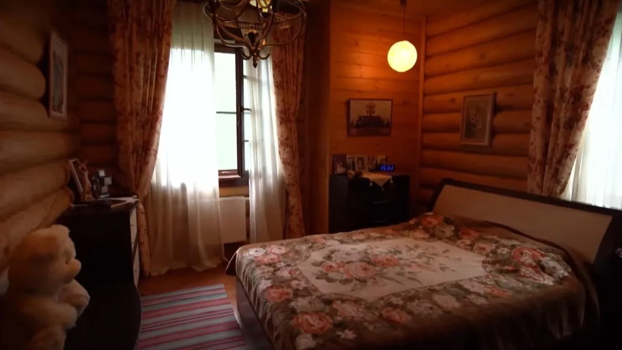 дом Романа Костомарова