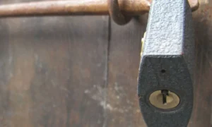 навесной замок