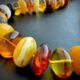 бусы из натурального янтаря