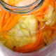 Маринованная капуста с морковью