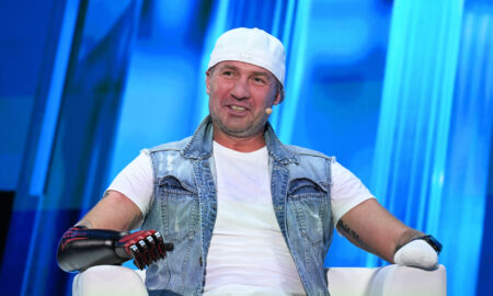 Роман Костомаров