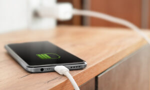 подзарядка смартфона