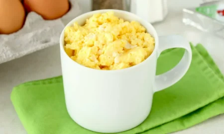 Яичница в кружке