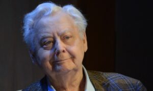 Олег Табаков