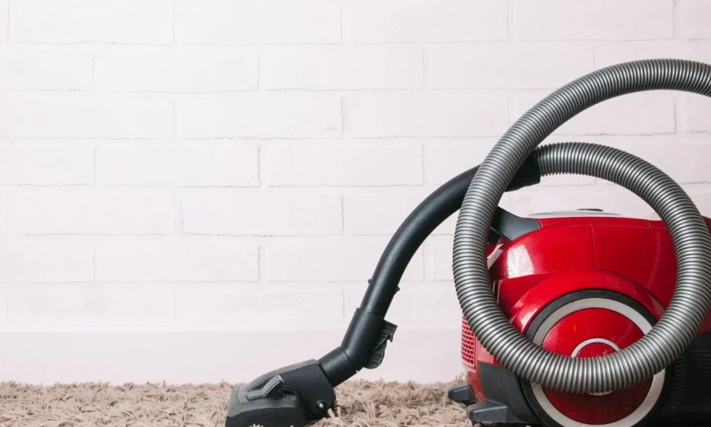 старый пылесос