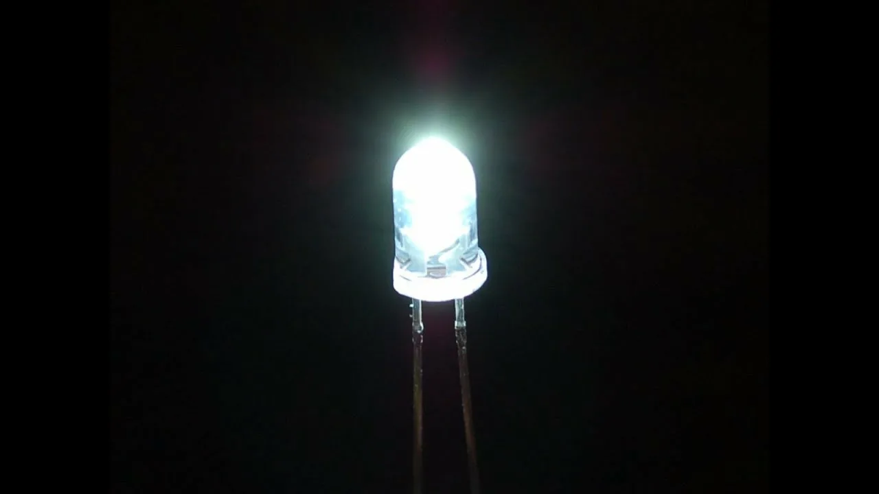 Белый свет светодиода