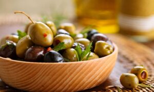 оливки и маслины