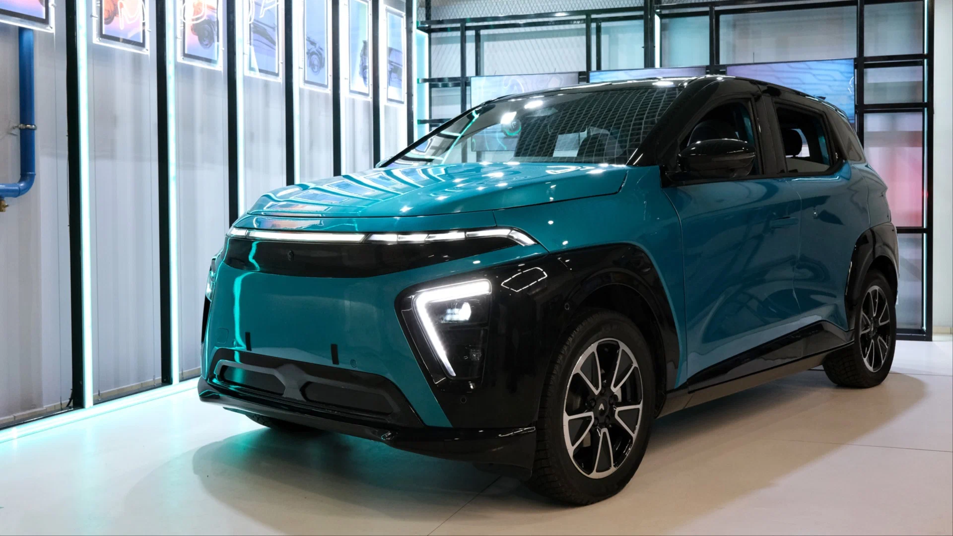 электромобиль «Атом»