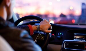 Водитель за рулем