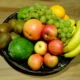 Фрукты в тарелке