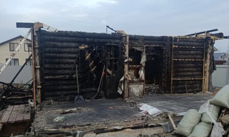 Сгоревший дом