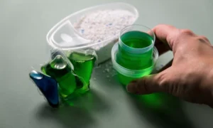 Химические вещества на столе