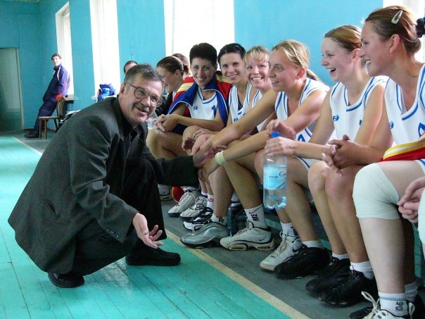 Тренер с учениками