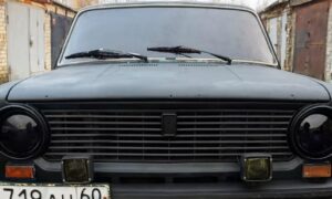 Жигули с тонировкой