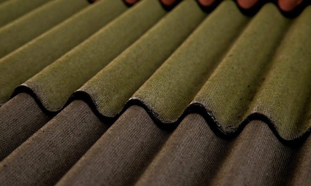 Шифер на крыше