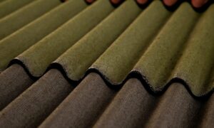 Шифер на крыше