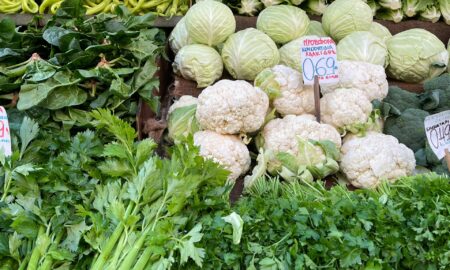 Зелень на рынке