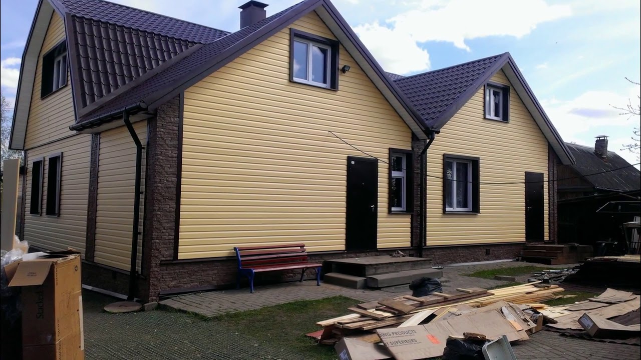 Дом, обитый сайдингом