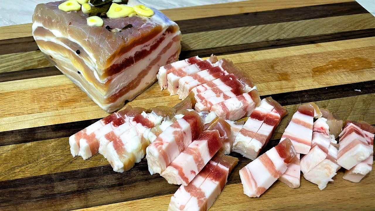 Сало с чесноком