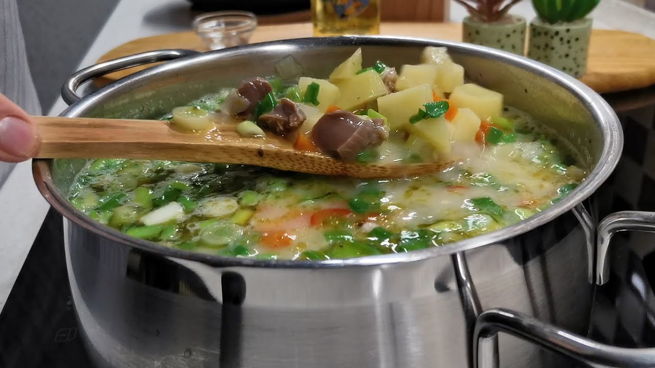 Суп с куриными желудками