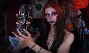 Косплей ведьмы