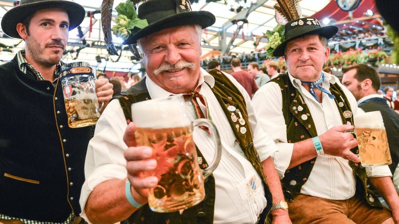 Немцы с пивом