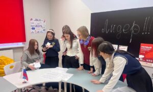 Школьники на квест-игре